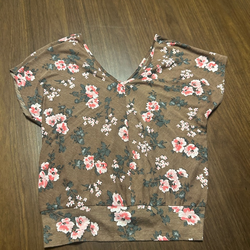 Weavers Pink and White Floral Cap Sleeve Blouse